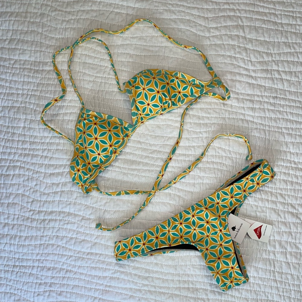 AMA bikinis set